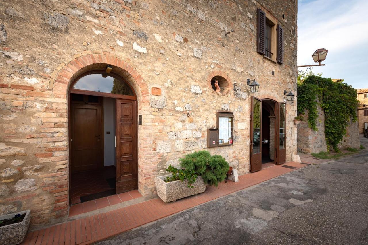 Terra D'Ombra Bed&Breakfast San Gimignano Exterior photo